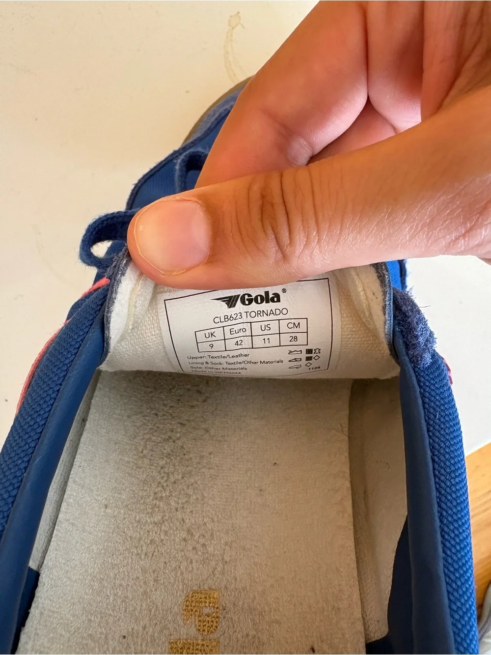 GOLA Blue & Pink Retro Runner Sneakers